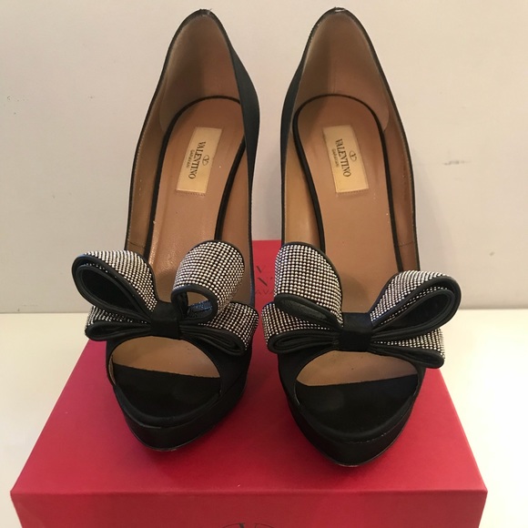 Valentino heels size 40 - Picture 1 of 4